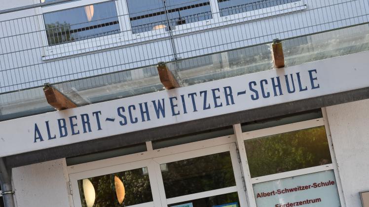 Barmstedt Albert-Schweitzer-Schule Heederbrook Schild29.05.2026 Foto: Michael Bunk