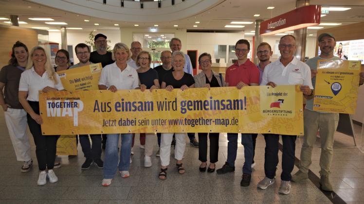 Die Bürgerstiftung präsentierte gemeinsam mit Vereinsvertretern ihre „Together Map“, die einsame Menschen und Vereine zusammenbringen soll.