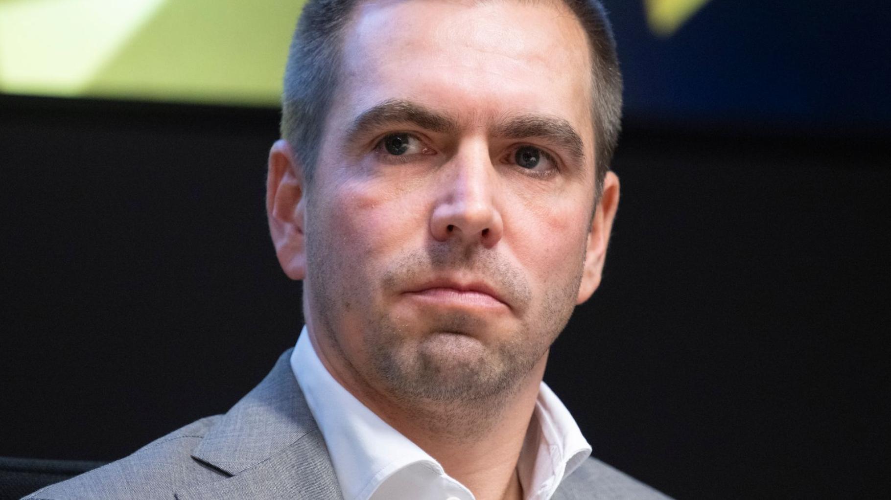 Lahm nach WM: Deutschland braucht wieder Identität