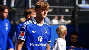 Louis Lemke Hamburger SV, 37 GER, Hamburger SV vs. FC Everton, Fußball, Testspiel, Saison 2026/2027, 01.08.2026 GER, Hamburger SV vs. FC Everton, Fußball, Testspiel, Saison 2026/2027, 01.08.2026 Hamburg *** Louis Lemke, Hamburger SV, 37 GER, Hamburger SV vs. Everton FC, Soccer, Friendly Match, 20262027 Season, August 1, 2026 GER, Hamburger SV vs. Everton FC, Soccer, Friendly Match, 20262027 Season, August 1, 2026, Hamburg Copyright: xEibner-Pressefoto/MarcelxvonxFehrnx EP_MFN