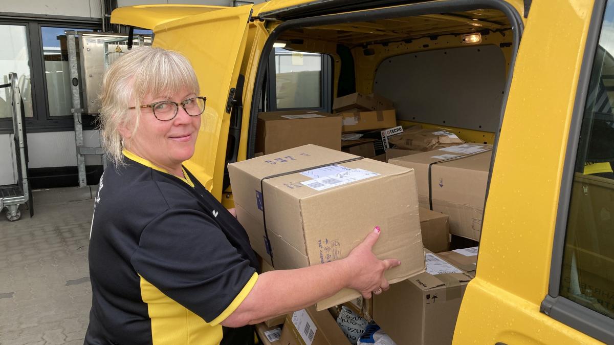 DHL delivery driver: Backbreaking job due to online retail