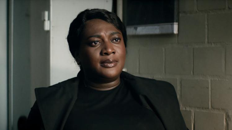 Die Polizistin Thelma Buabeng ber Angst Vor Dem Rechtsruck Die Polizistin Thelma Buabeng ber Angst Vor Dem Rechtsruck
