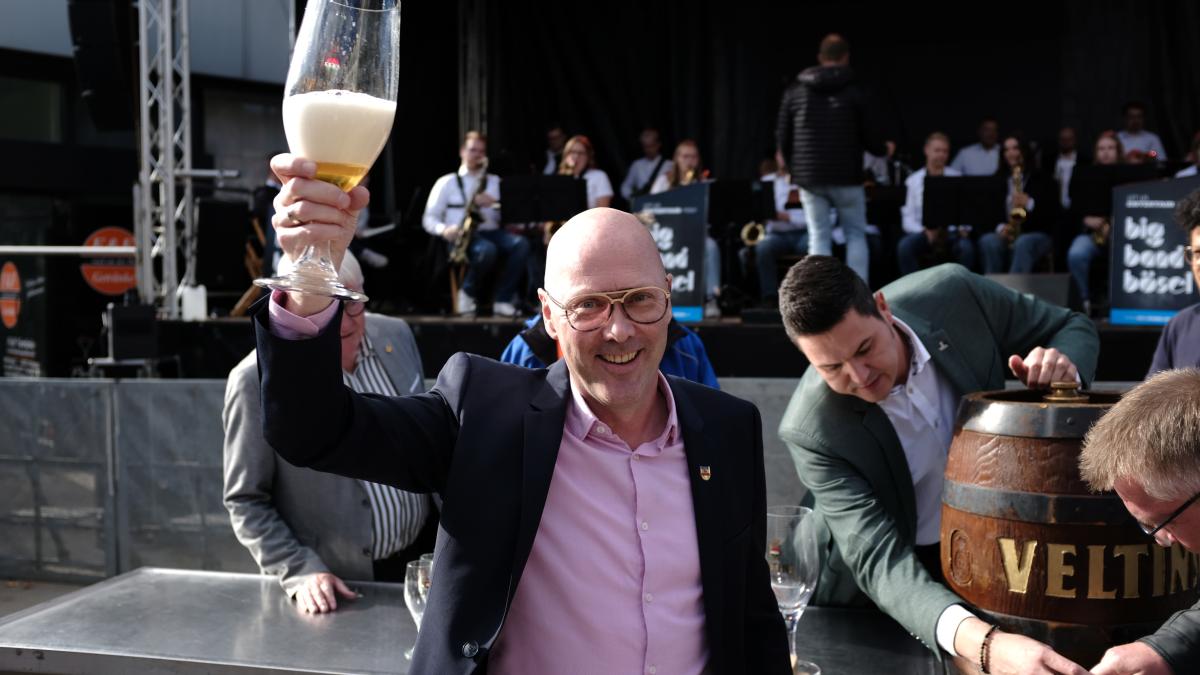 Cloppenburg City Festival kicks off: Mayor taps the first beer