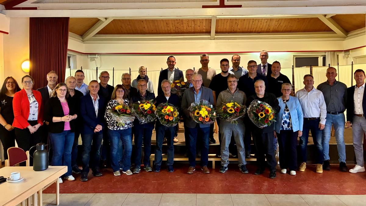 Council members in Weener say goodbye after 40 years