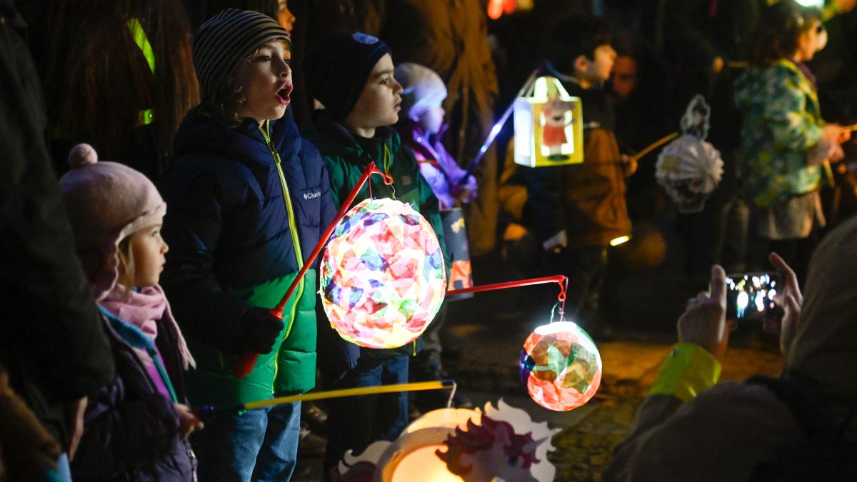 Laternenumzüge 2026 in Delmenhorst & Ganderkesee: Eine Übersicht