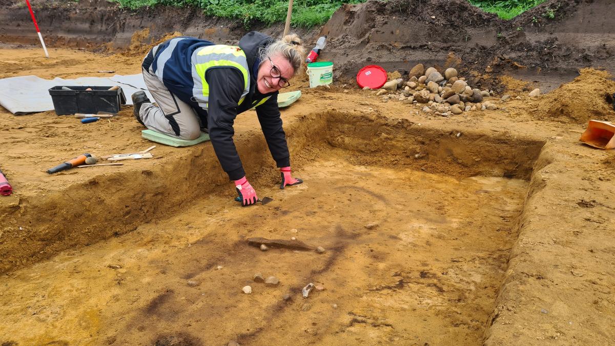 Föhr: 1.500 Jahre alte Gräber mit Leichenschatten entdeckt