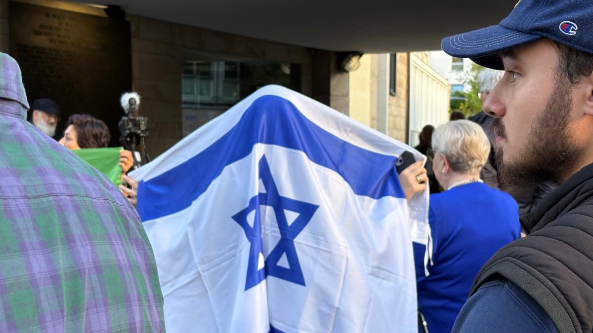 Osnabrück gedenkt der Opfer des Hamas-Terrors vom 7. Oktober 2023