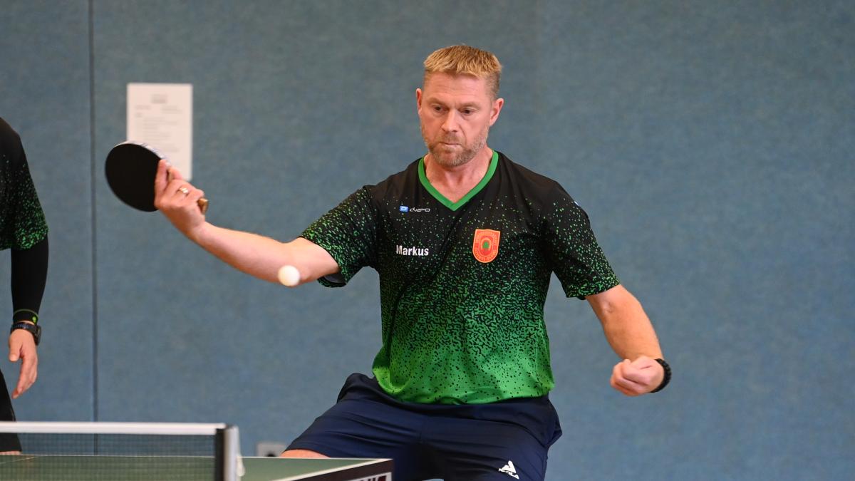 1st District Table Tennis League: Cleverns remains top of the table