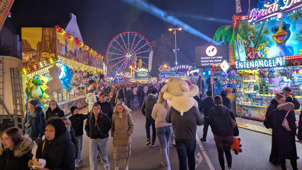 Feuerwerk und Lampionfahrt waren Highlights beim Gallimarkt.