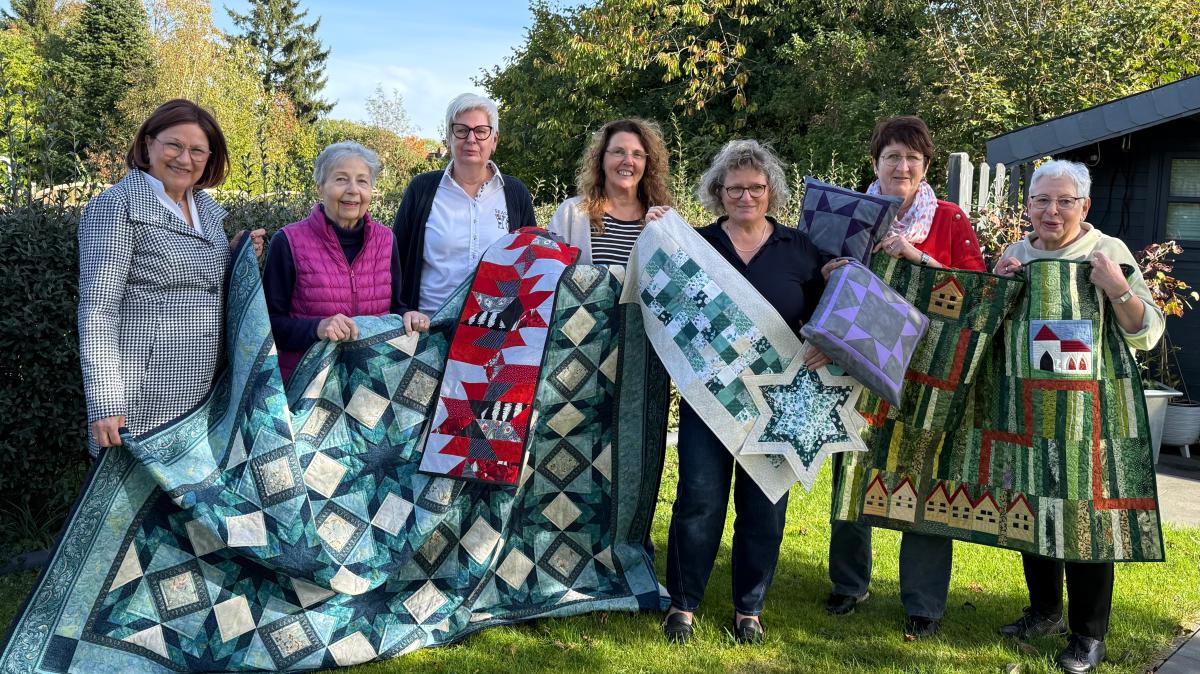Sander Patchwork women showcase textile art in Neustadtgödens