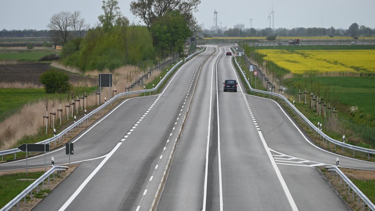 B5 expansion on the west coast stalled: When will the bulldozers roll?