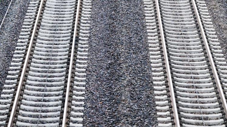 Stade: Fahrgäste harren zwei Stunden in Bahn aus